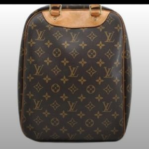 Rare Authentic Louis Vuitton Excursion Bag